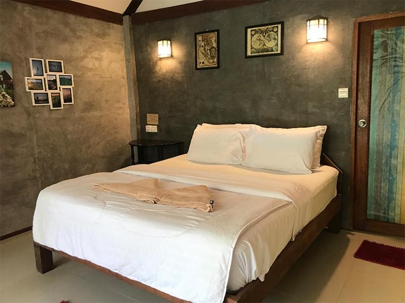 Chomjan Resort Koh Phayam Esterno foto