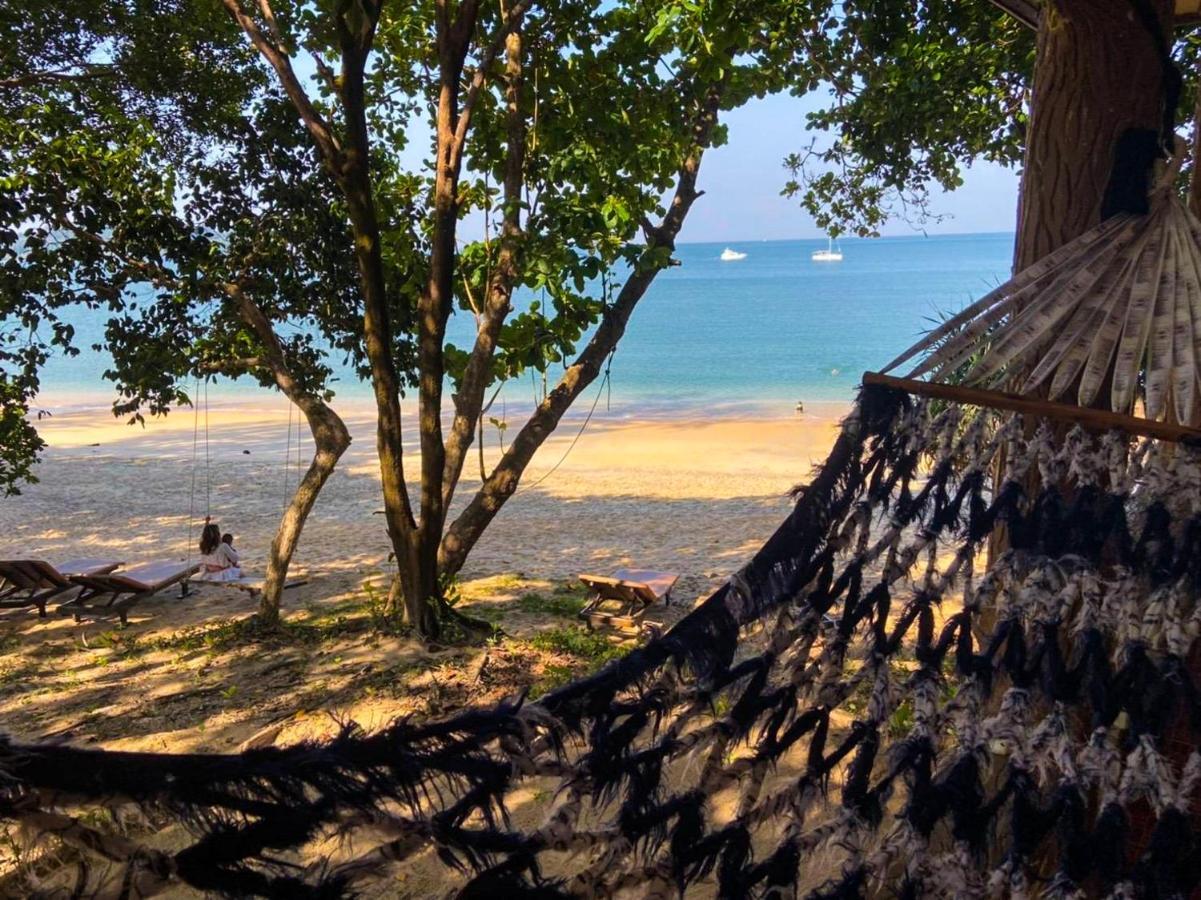 Chomjan Resort Koh Phayam Esterno foto