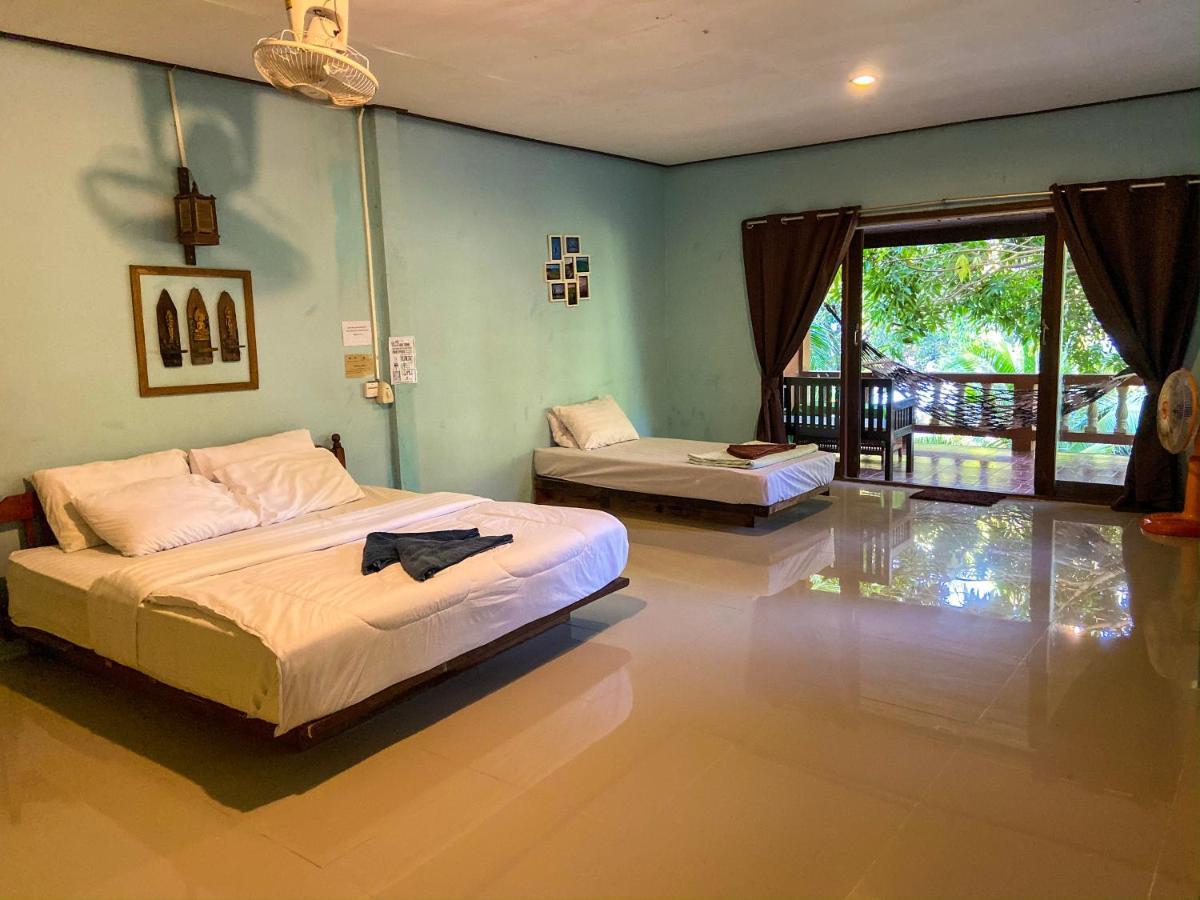 Chomjan Resort Koh Phayam Esterno foto